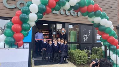 Mrs Craig opens brand new shop