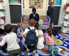 Panda reading 4